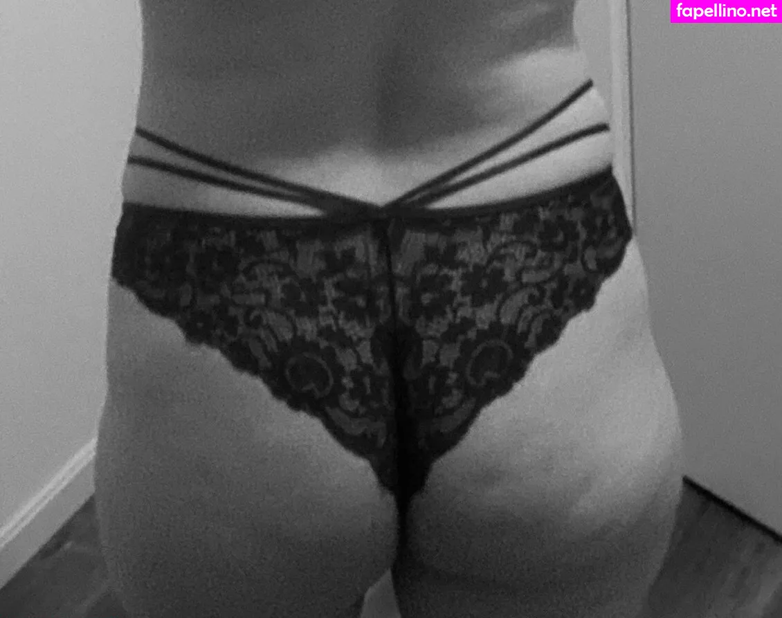 __u_s_e_l_e_s_s__, uskyldigesara Nude Leaked OnlyFans Photo #EXjFhbUtZG