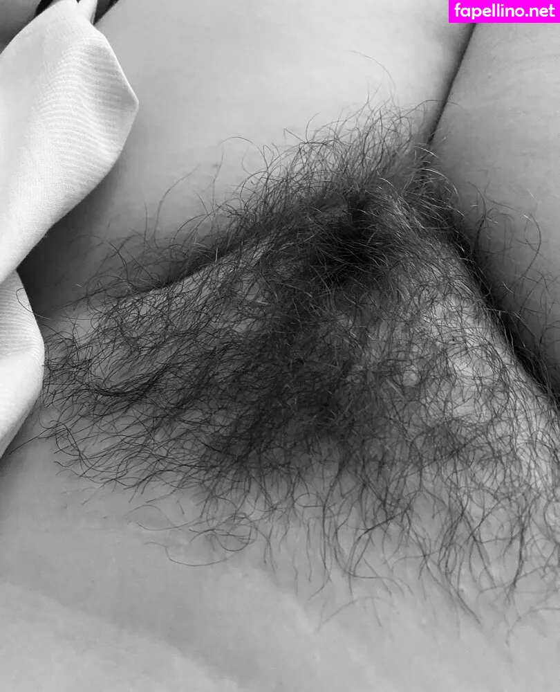 __u_s_e_l_e_s_s__, uskyldigesara Nude Leaked OnlyFans Photo #T405HtmOCW