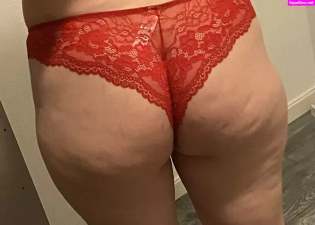 Uskyldigesara OnlyFans Thumbnail #cWp00YU0tI