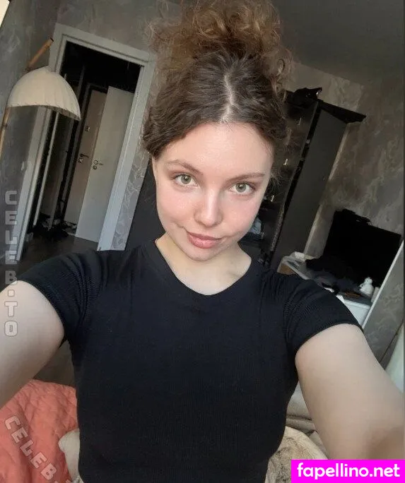 laurabecks Nude Leaked OnlyFans Photo #5bLedo000o