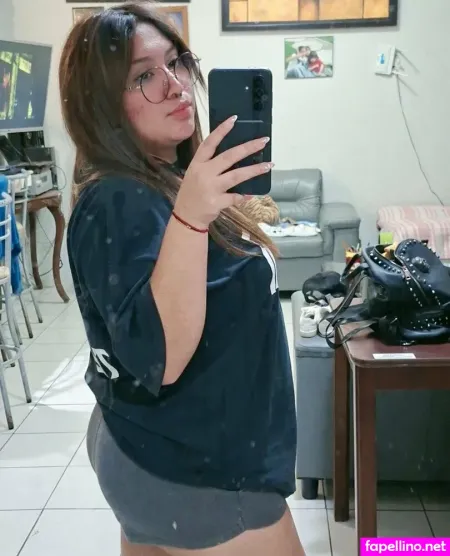 Uwantmebay Main Profile Photo