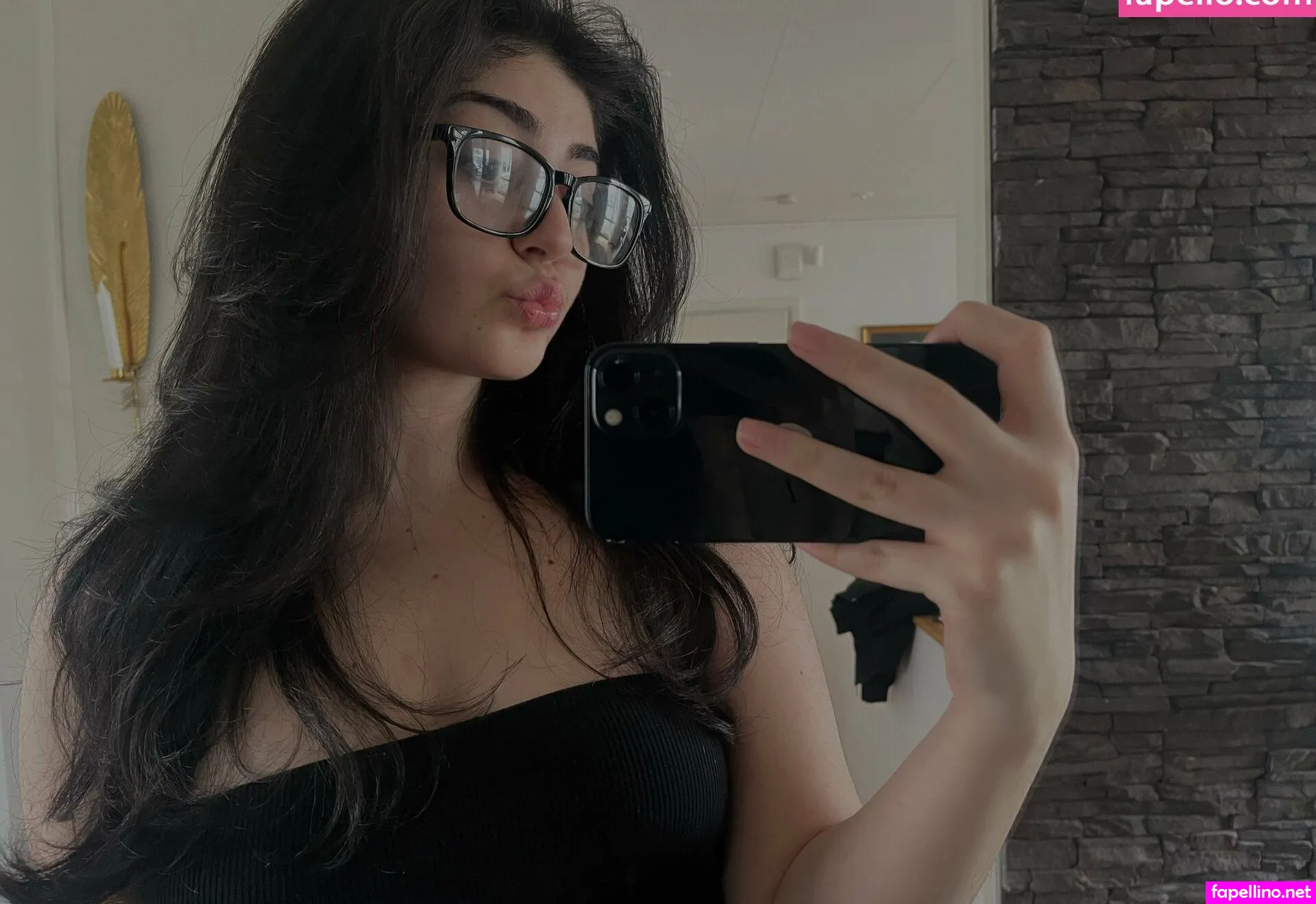 uwubecca, uwubellla Nude Leaked OnlyFans Photo #bXL4H7ZvR3