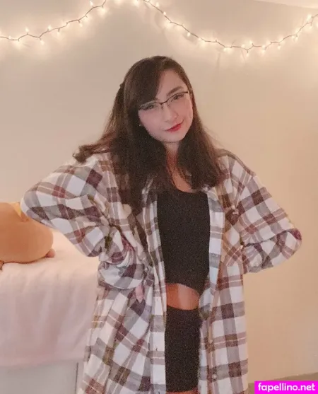 Uwumi OnlyFans Thumbnail #N7xLCSW9m1