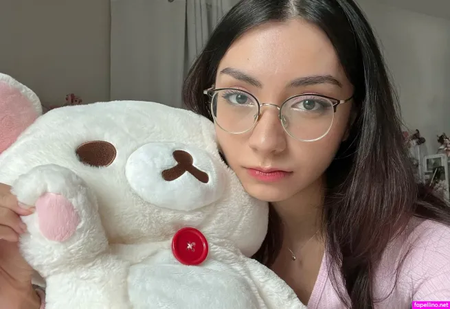 Uwumi OnlyFans Thumbnail #Tf4FDQ5aWe