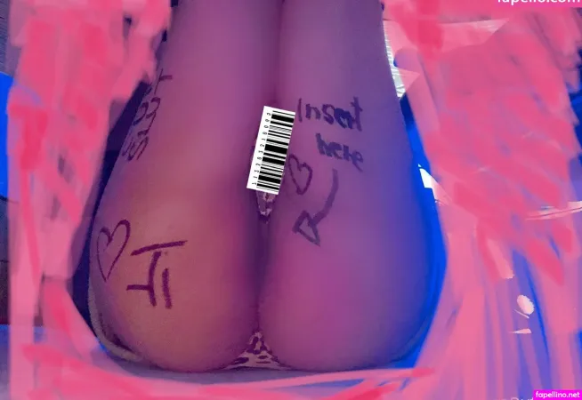Uwunekovr OnlyFans Thumbnail #j6P5effcvb