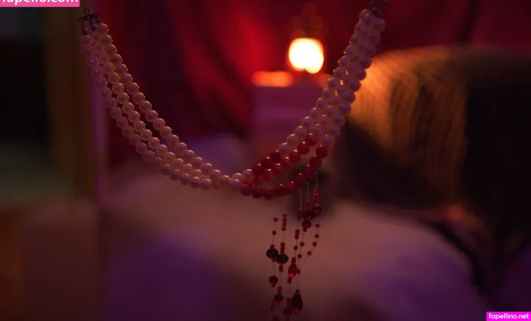 Uwupixie OnlyFans Thumbnail #NWFgg0GU1h