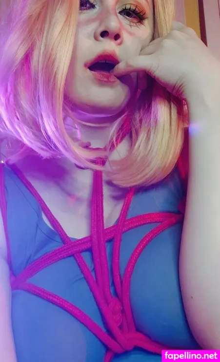 Uwupixie OnlyFans Thumbnail #SdheOeoUB5