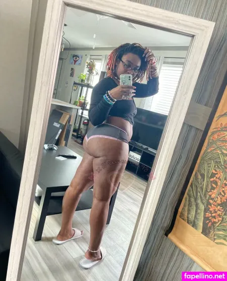 Uwuuniaa98 OnlyFans Thumbnail #IGBIQSB1eR