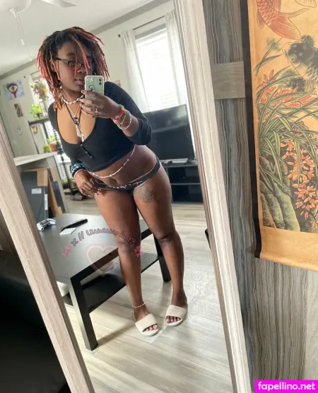 Uwuuniaa98 OnlyFans Thumbnail #KdD8Rlv4ic