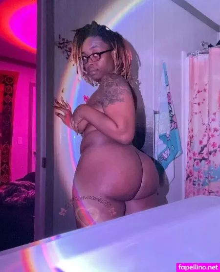 Uwuuniaa98 OnlyFans Thumbnail #zPox4njXTp