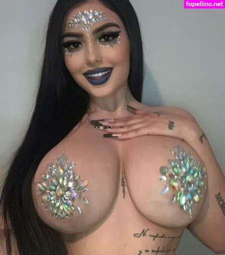 Uxiathierry OnlyFans Thumbnail #HO0ZmRlgJR