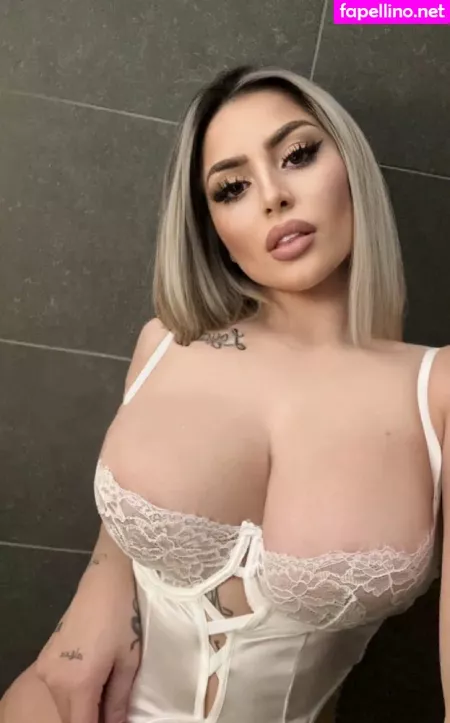 Uxiathierry OnlyFans Thumbnail #xwSRZbB4cz