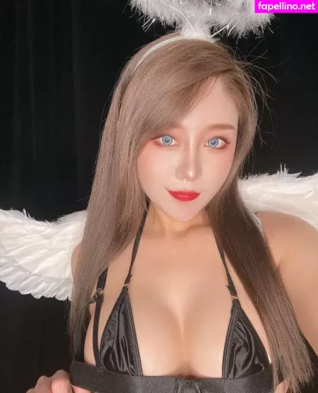 Uying OnlyFans Thumbnail #esKKnGma3E