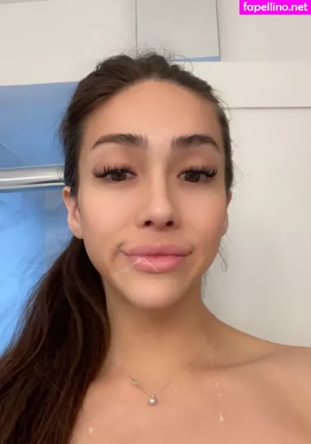 Uyuna OnlyFans Thumbnail #3BxLXRGlcg