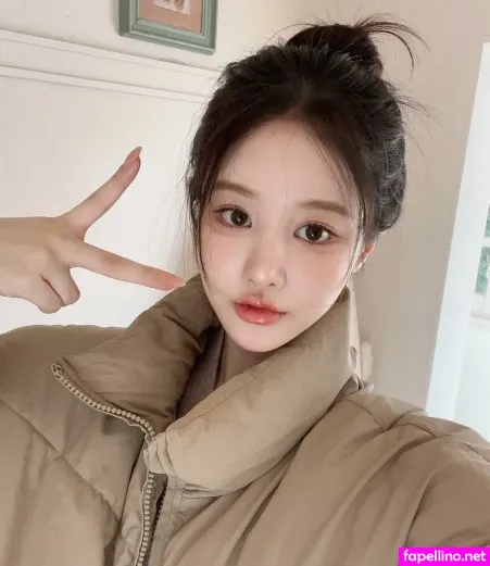 Uzaa OnlyFans Thumbnail #IC3va4j97C