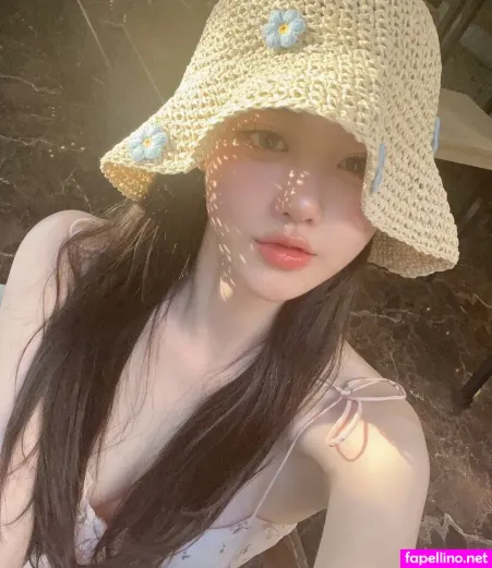 Uzaa OnlyFans Thumbnail #i9zyxbAIr9