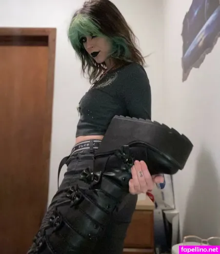 Uzzey Bunny OnlyFans Thumbnail #afUj5xZW78