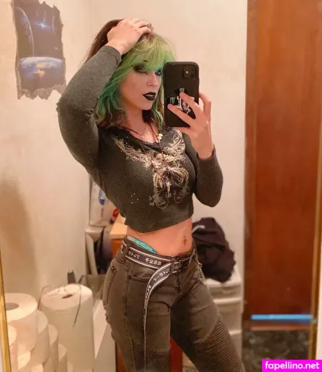 Uzzey Bunny OnlyFans Thumbnail #bC2iGQC913