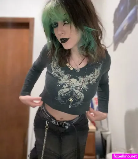 Uzzey Bunny OnlyFans Thumbnail #rYcxDOR4tK