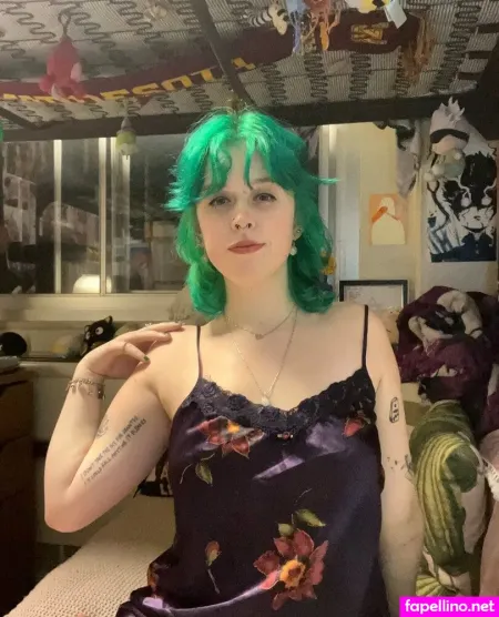 V Carli OnlyFans Thumbnail #DGkWHEKSbd