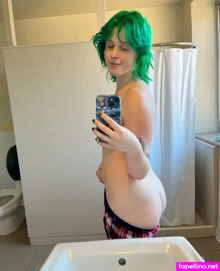 V Carli OnlyFans Thumbnail #YiYP32c5y0