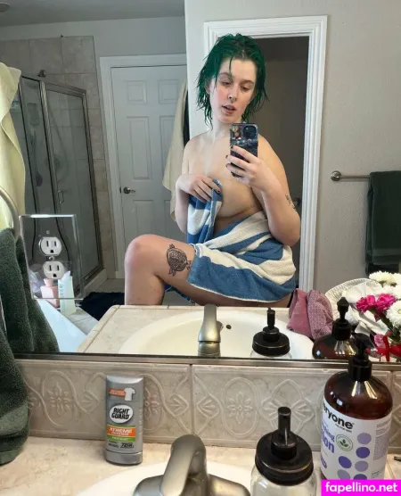 V Carli OnlyFans Thumbnail #eEkbtI6MDR