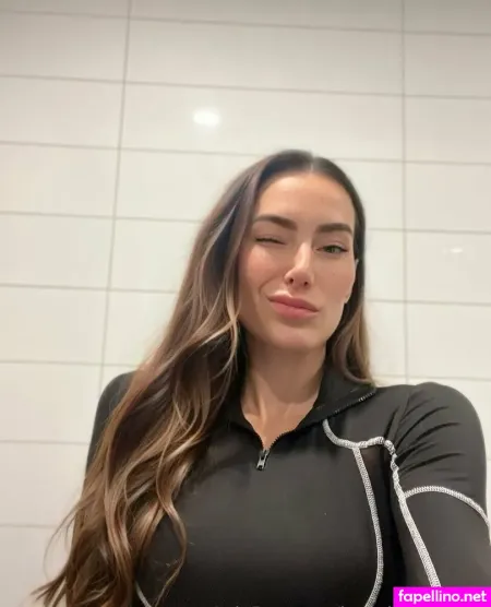 V Ctoria7 OnlyFans Thumbnail #DhY97j7uFo