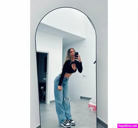 V Iglesias94 OnlyFans Thumbnail #Yiryn27dHs