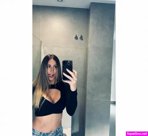 V Iglesias94 OnlyFans Thumbnail #k6v5uakdvC