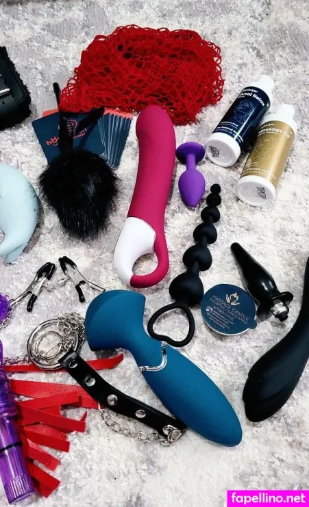 V Nikki OnlyFans Thumbnail #l88Cf5nSEz