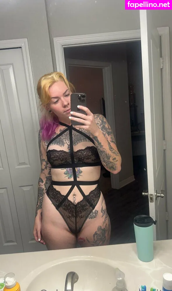 v_vanity, vsvanity Nude Leaked OnlyFans Photo #0B4UNOeqEB