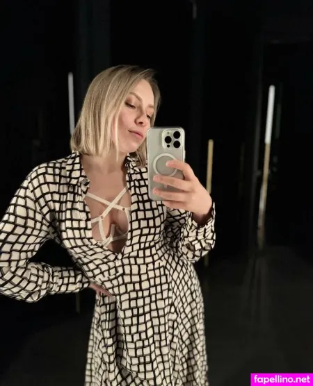 V1ol3ta OnlyFans Thumbnail #AzweVXwTXF