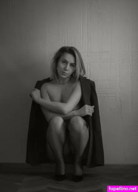 V1ol3ta OnlyFans Thumbnail #VkhZuNW7wi