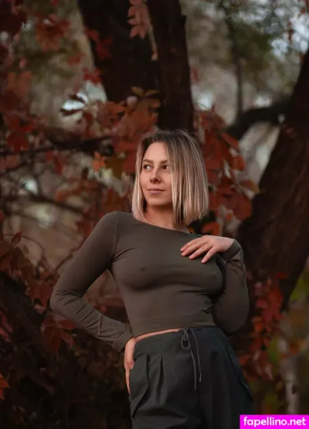 V1ol3ta OnlyFans Thumbnail #lG0SvwswNP