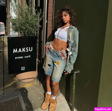 V7ena OnlyFans Thumbnail #9DNodMXE2L