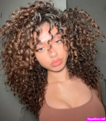 V7ena OnlyFans Thumbnail #oNNsrwhRjk