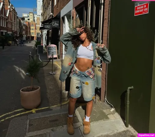 V7ena OnlyFans Thumbnail #wkXYF6YXmc