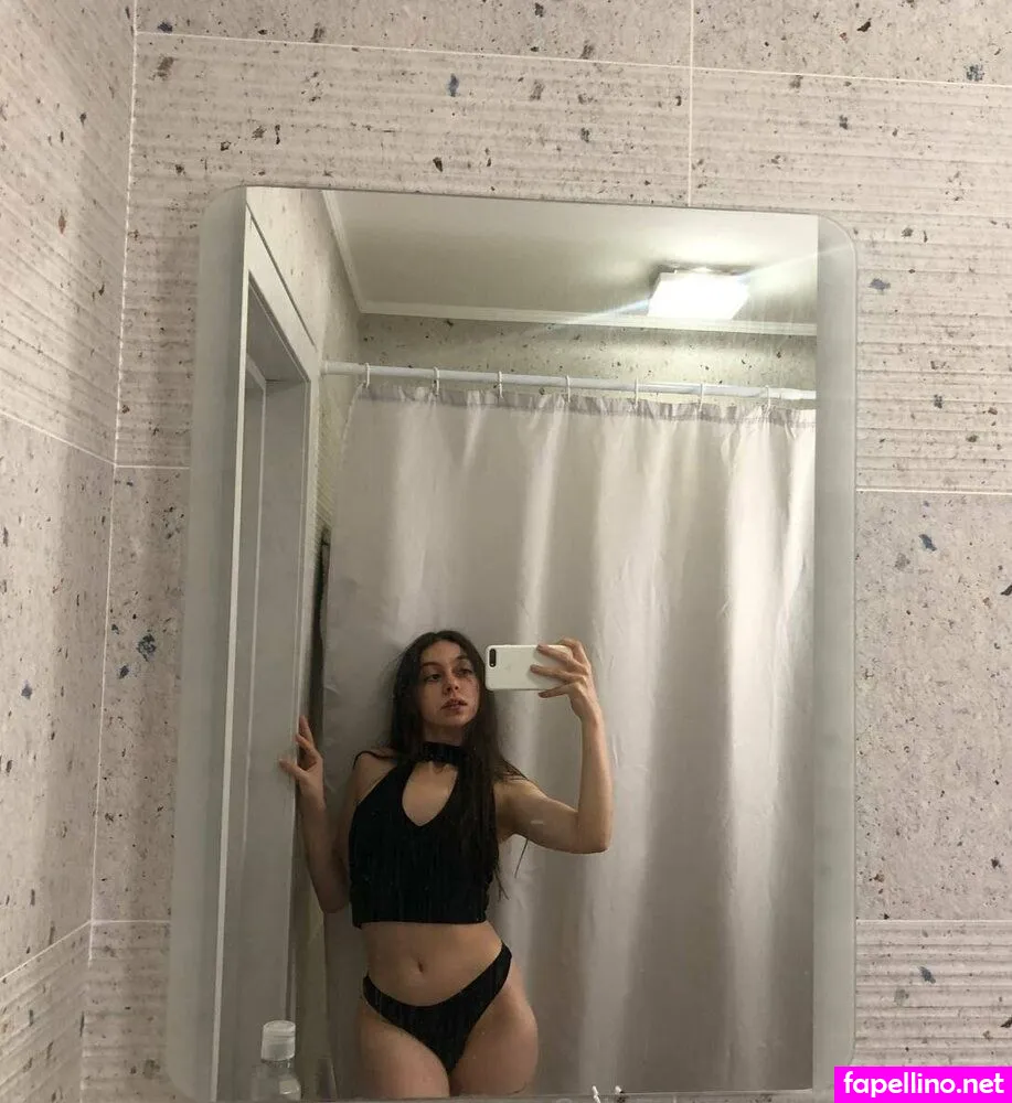 v.vanessa.a, va_ness_a Nude Leaked OnlyFans Photo #wLKOzyAiar