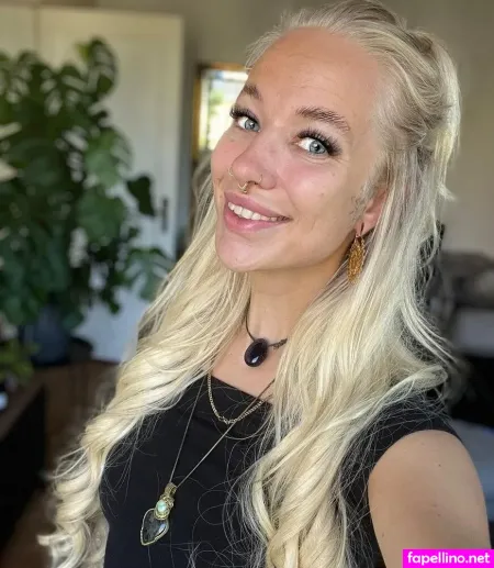 Vaaanesch Main Profile Photo