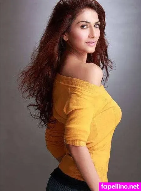 Vaani Kapoor OnlyFans Thumbnail #7vYSEfXPbY