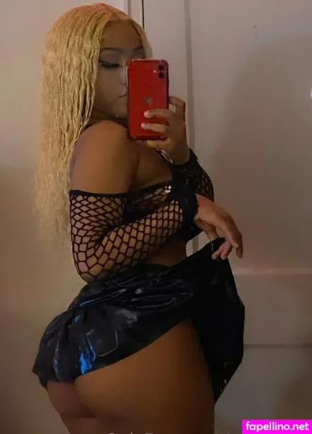 Vaehsage OnlyFans Thumbnail #VmLvXGH6zZ