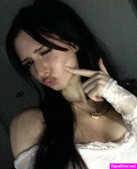 Vahluntine Main Profile Photo