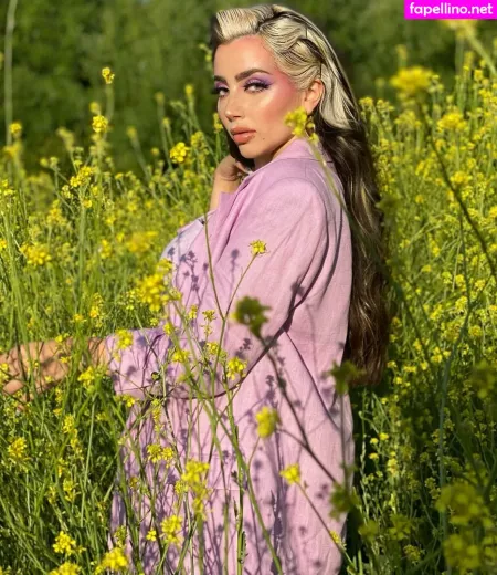 Vai Monroe OnlyFans Thumbnail #kAVJR7skXp