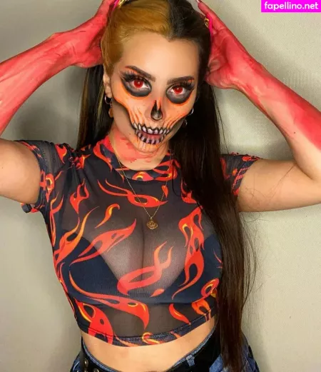 Vai Monroe OnlyFans Thumbnail #l1oe1mBUdb