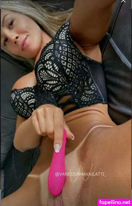 Vailatti OnlyFans Thumbnail #T9aCt4MSer