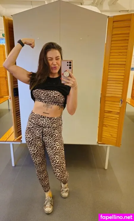 Vaimofree OnlyFans Thumbnail #kUeNwK9KF1