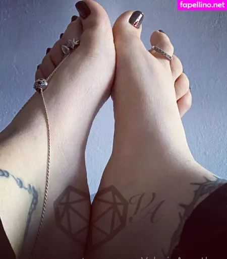 Val Acanthus OnlyFans Thumbnail #wWed5XhOtR