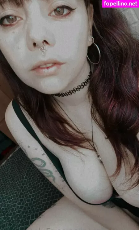 Valbouvier OnlyFans Thumbnail #0r4caX7yjI
