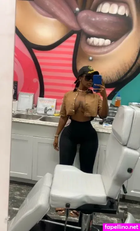 Valdezzz OnlyFans Thumbnail #so7eiQfolE