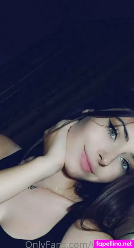 Vale00ria OnlyFans Thumbnail #oGGMC78Dry